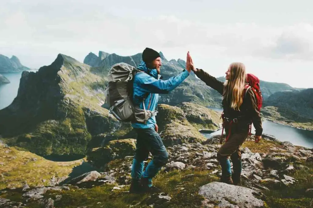 hiking friends