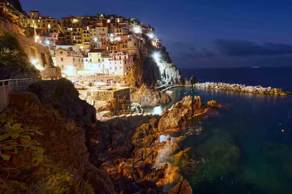 Hiking Manarola Cinque Terre in Italy