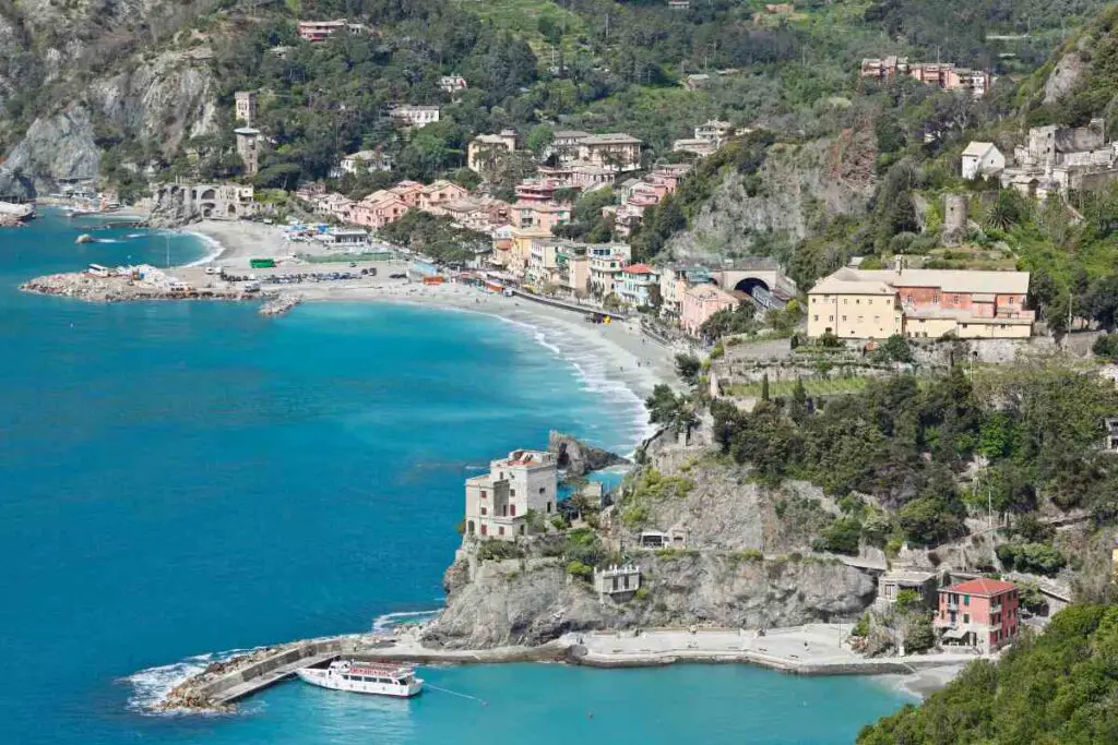 Monterosso Cinque Terre hike Italy