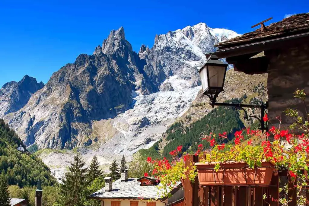 Tour Du Mont Blanc Courmayeur