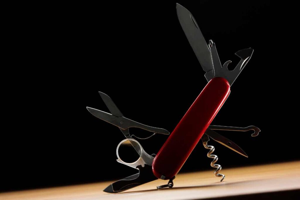 buying guide swiss army knife