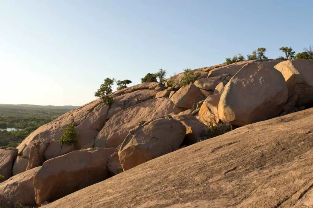 Enchanted Rock hiking time needed
