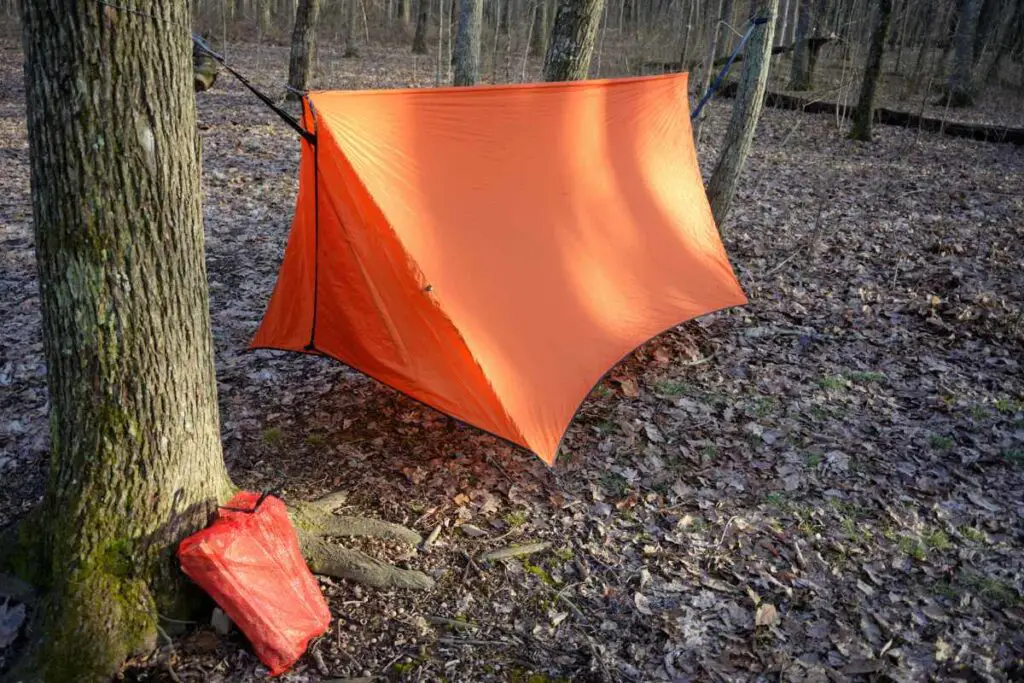 choose backpacking tarp