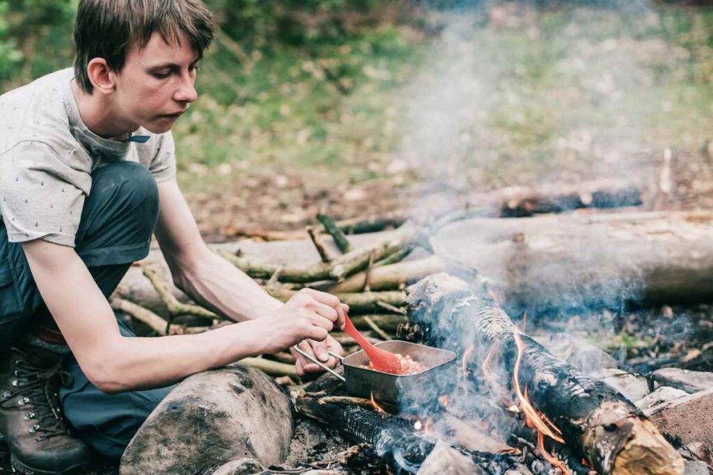 Hot Meal Ideas for Thru Hiking
