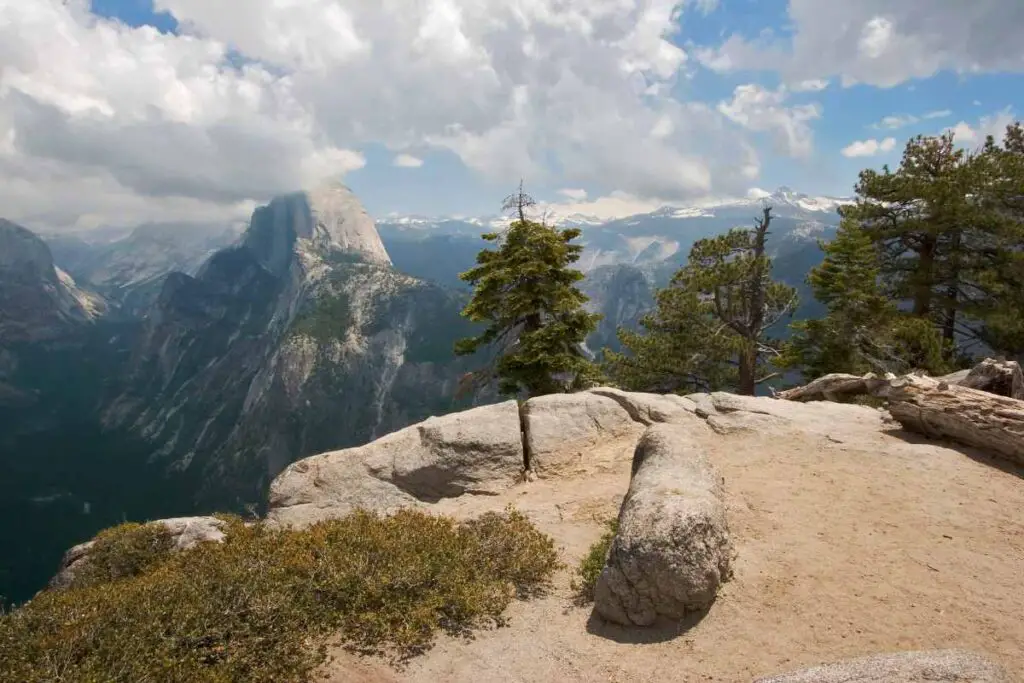 crowds hiking Half Dome